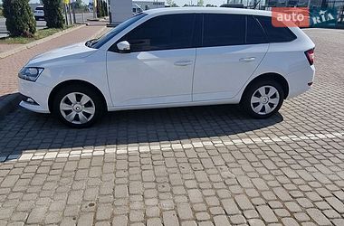 Універсал Skoda Fabia 2019 в Мукачевому