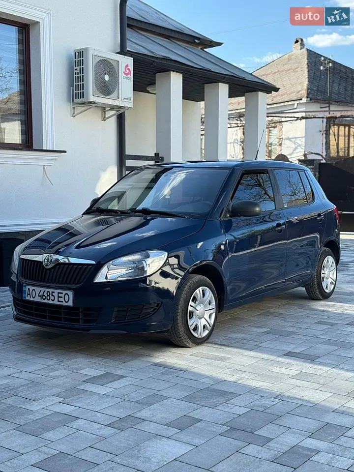 2010 Skoda Fabia - мініатюра 10