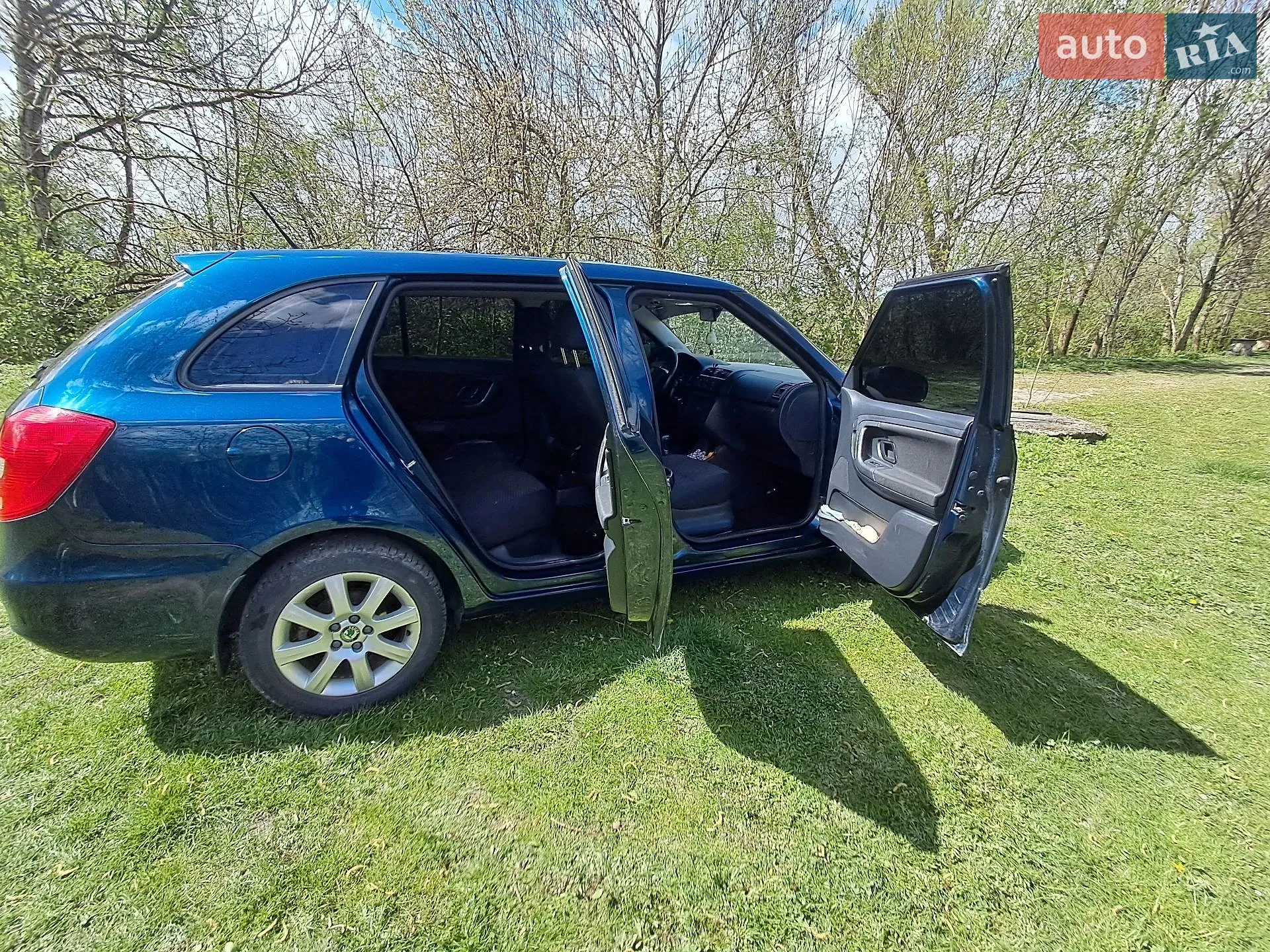 2011 Skoda Fabia - мініатюра 13