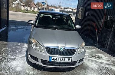 Хетчбек Skoda Fabia 2011 в Звягелі
