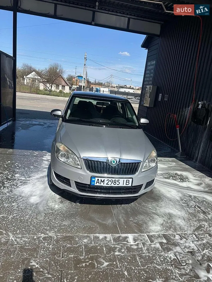2012 Skoda Fabia - мініатюра 17