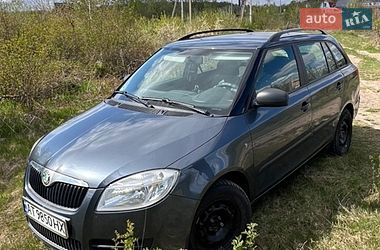 Універсал Skoda Fabia 2009 в Івано-Франківську