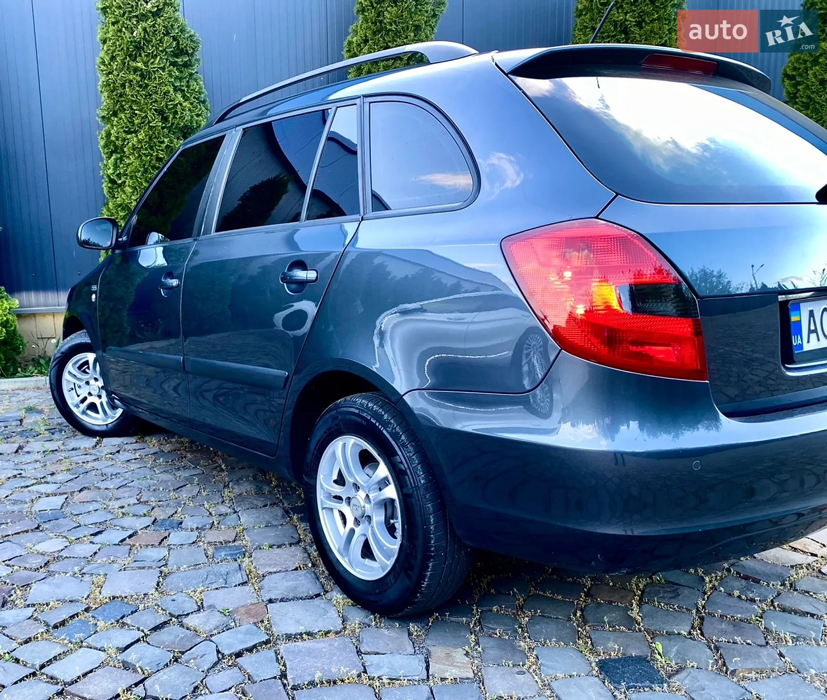 2011 Skoda Fabia - мініатюра 9