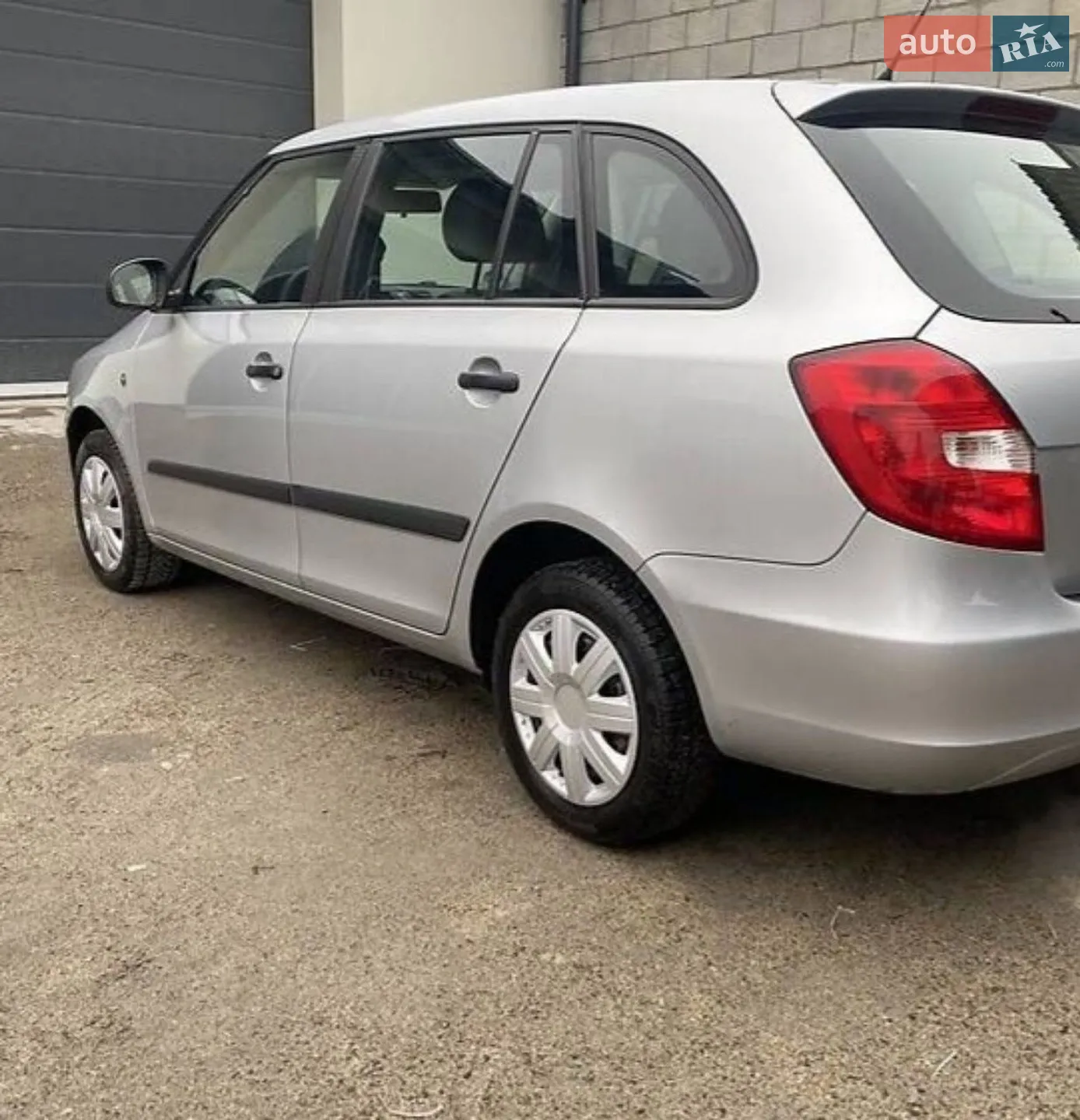 2010 Skoda Fabia - мініатюра 21
