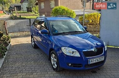 Универсал Skoda Fabia 2008 в Дубовом
