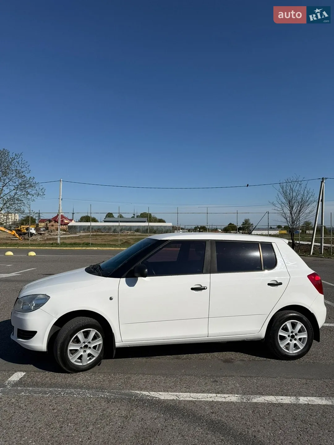 2011 Skoda Fabia - мініатюра 5