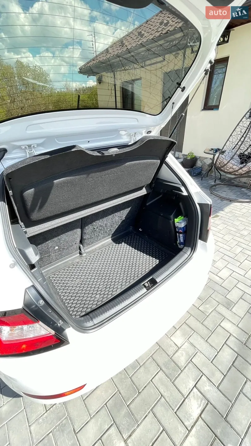 2019 Skoda Fabia - мініатюра 32