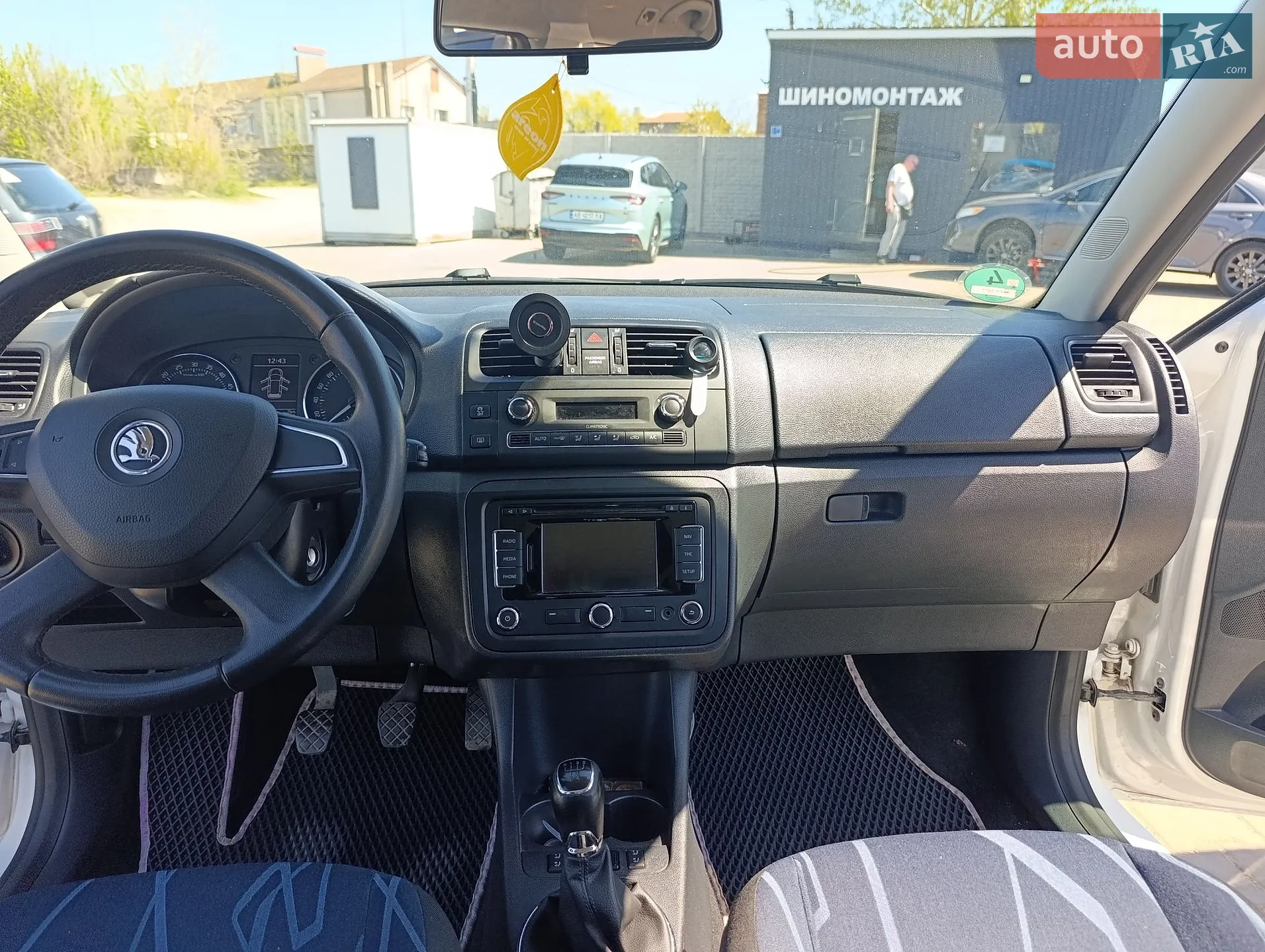 2013 Skoda Fabia - мініатюра 10