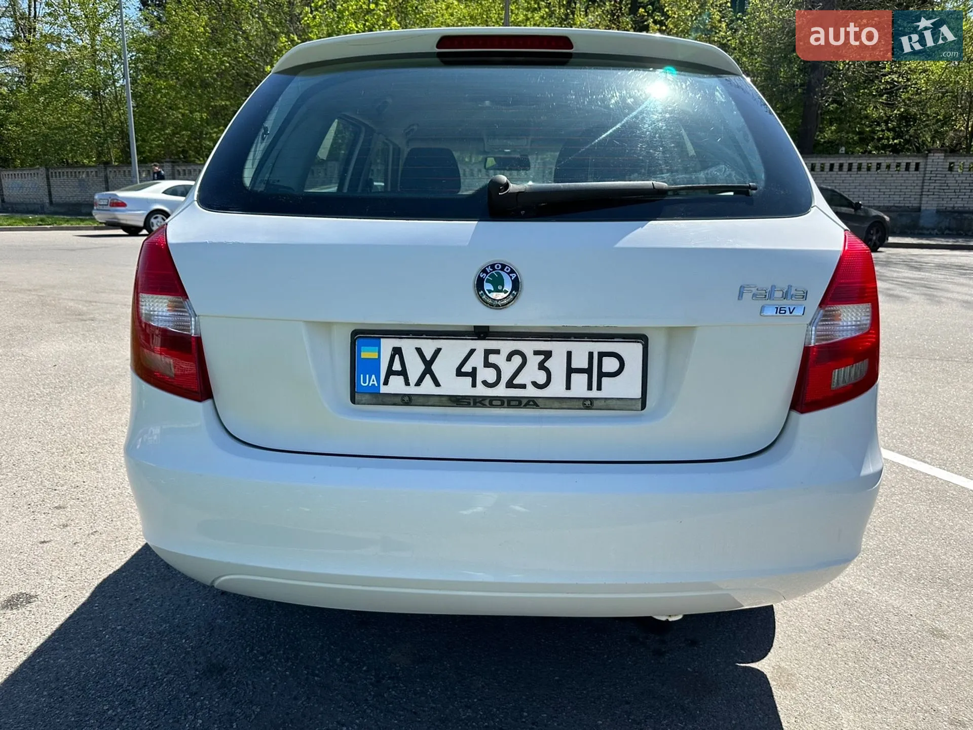 2011 Skoda Fabia - мініатюра 17