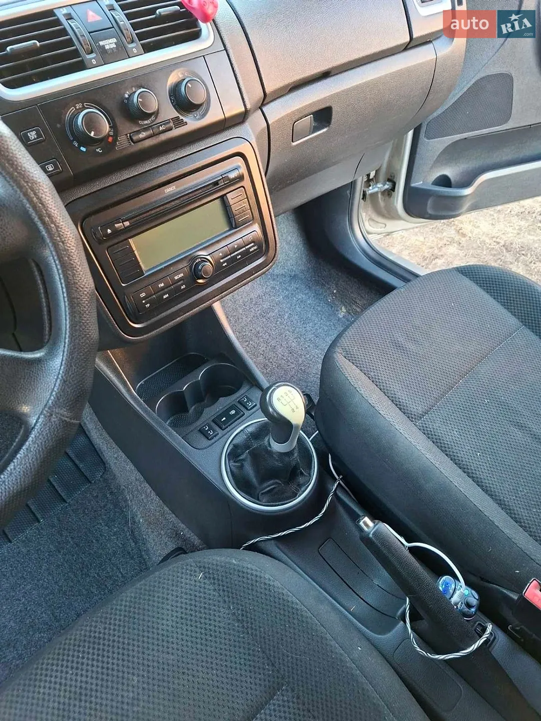 2010 Skoda Fabia - мініатюра 16