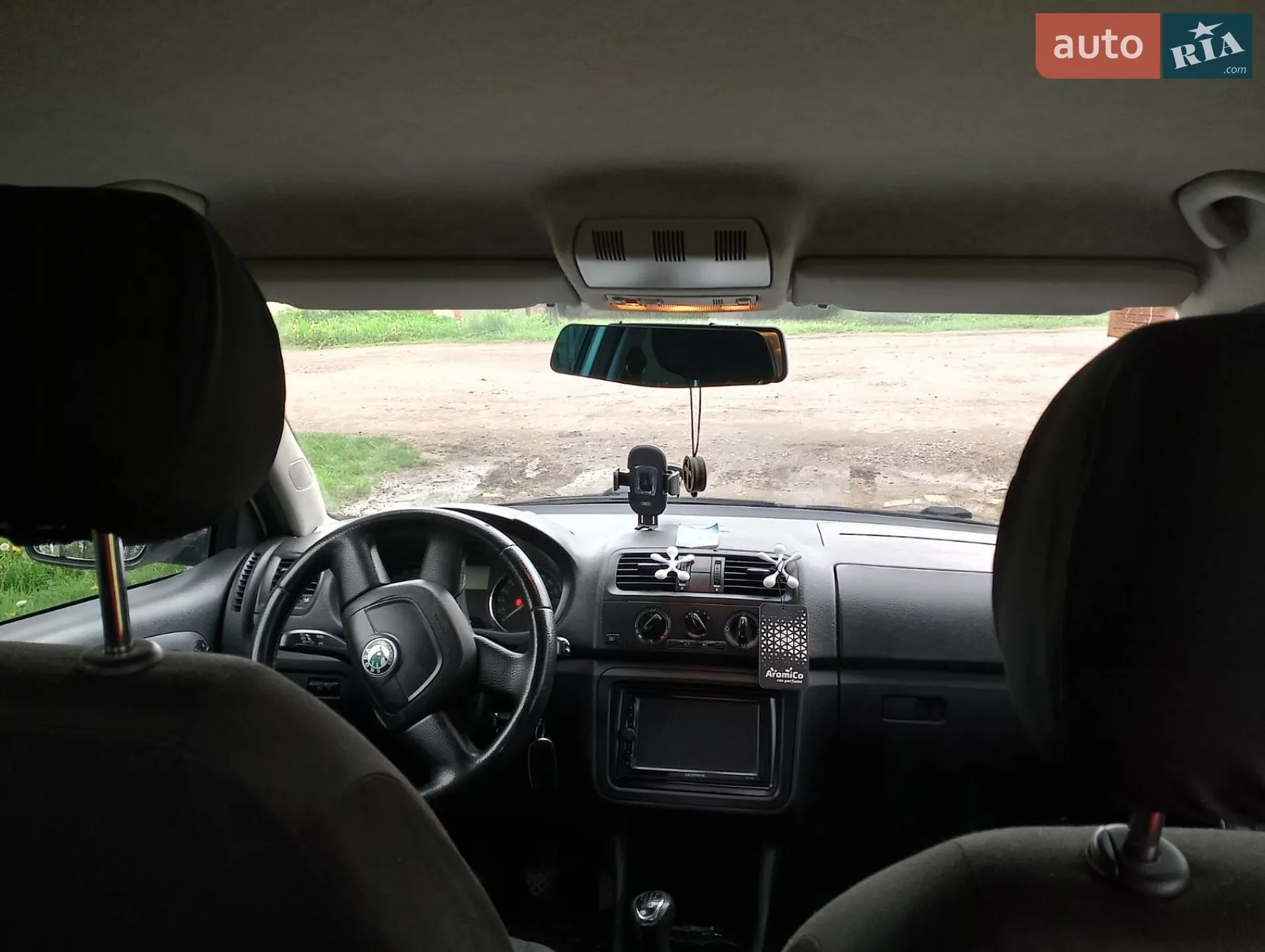 2010 Skoda Fabia - мініатюра 4