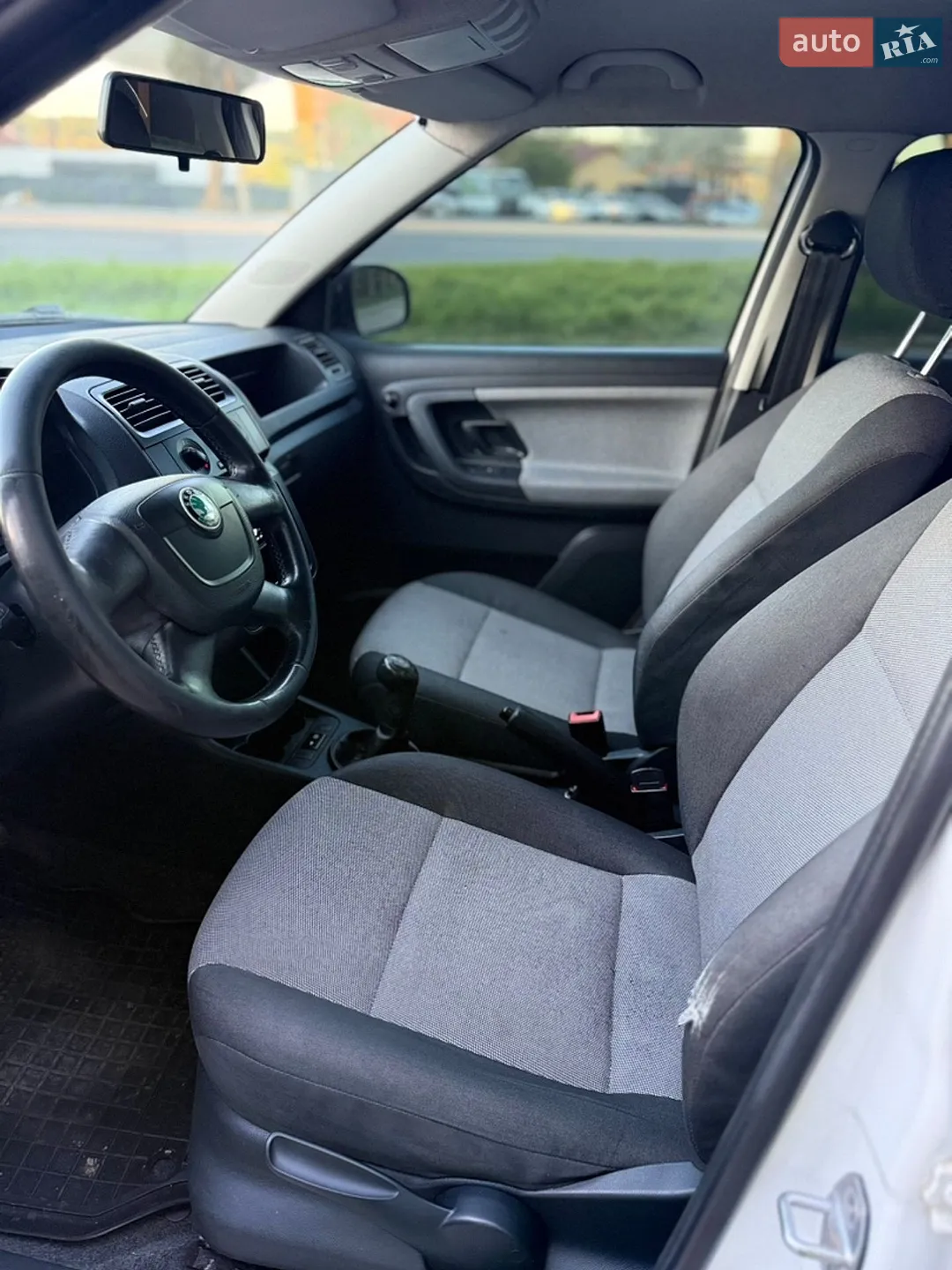 2012 Skoda Fabia - мініатюра 9