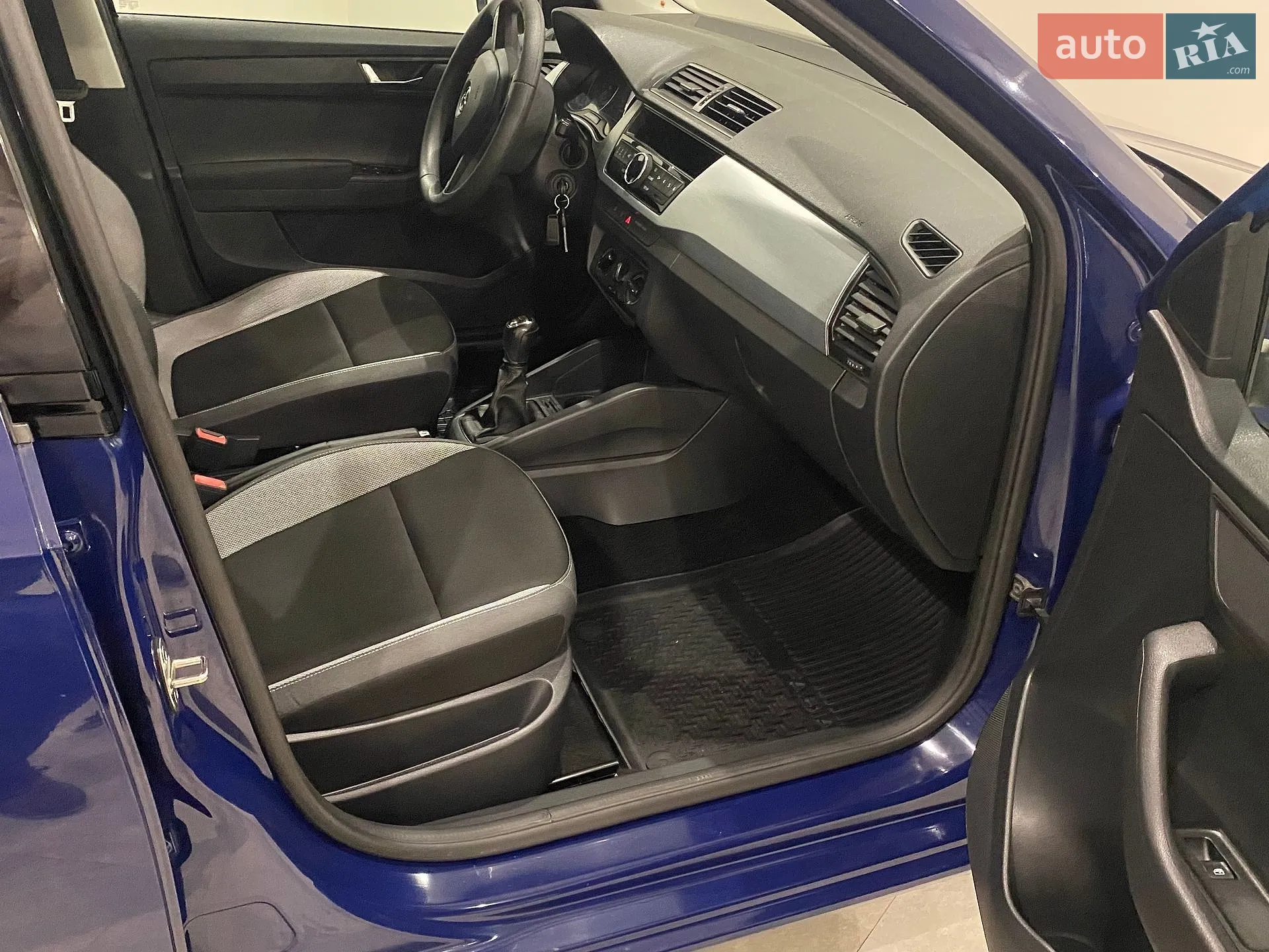 2015 Skoda Fabia - мініатюра 11
