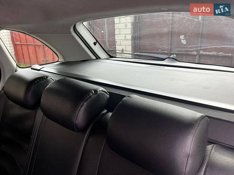 Skoda Fabia 2012 VIN TMBJS25J2C3186512 фото оголошення 8 з 47
