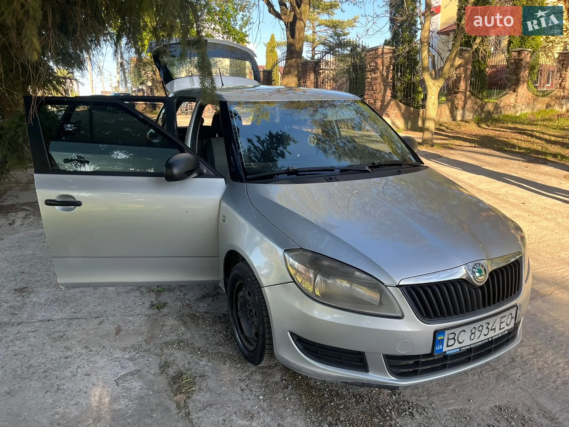 2011 Skoda Fabia - мініатюра 8