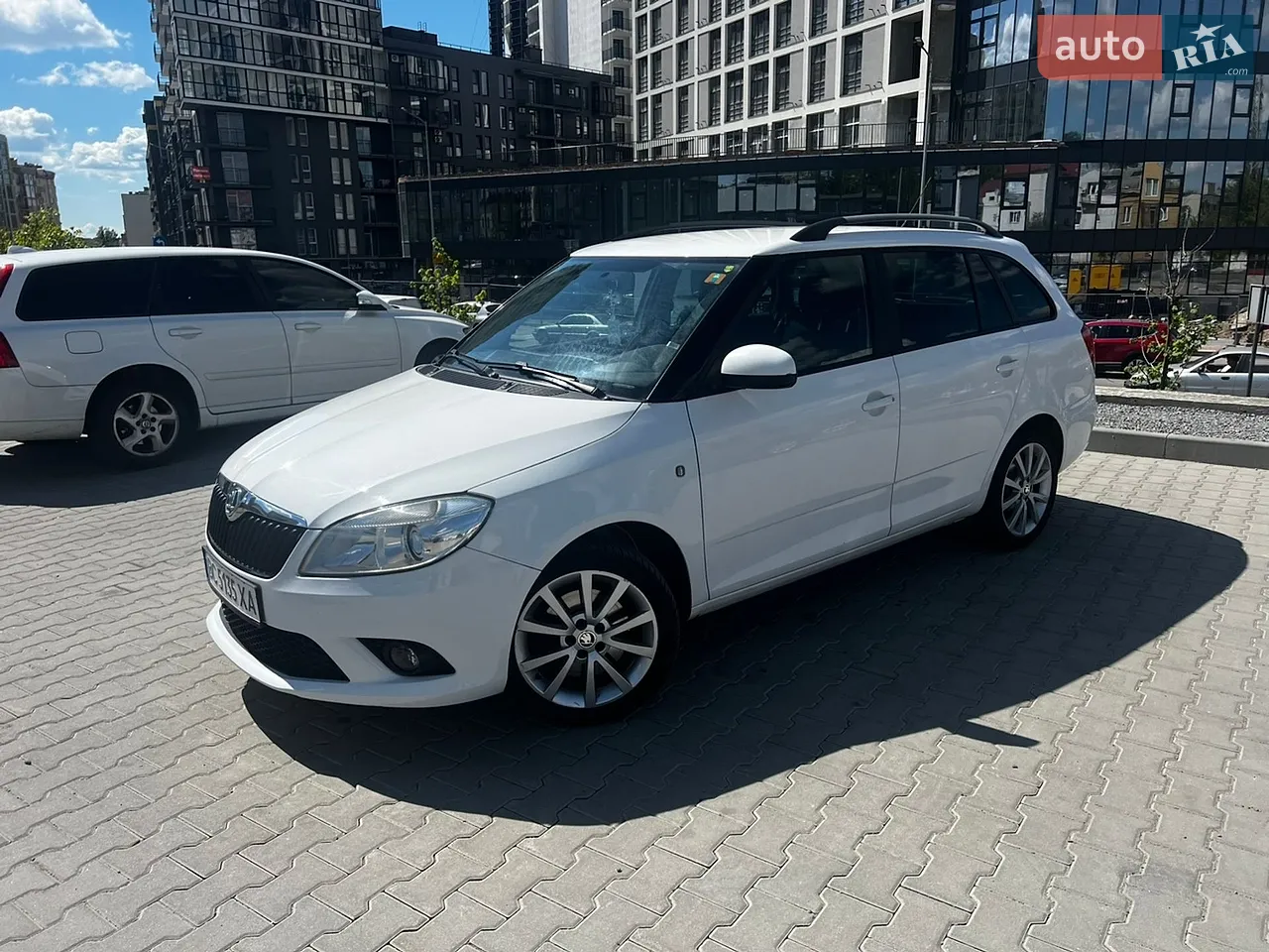 2014 Skoda Fabia - мініатюра 18