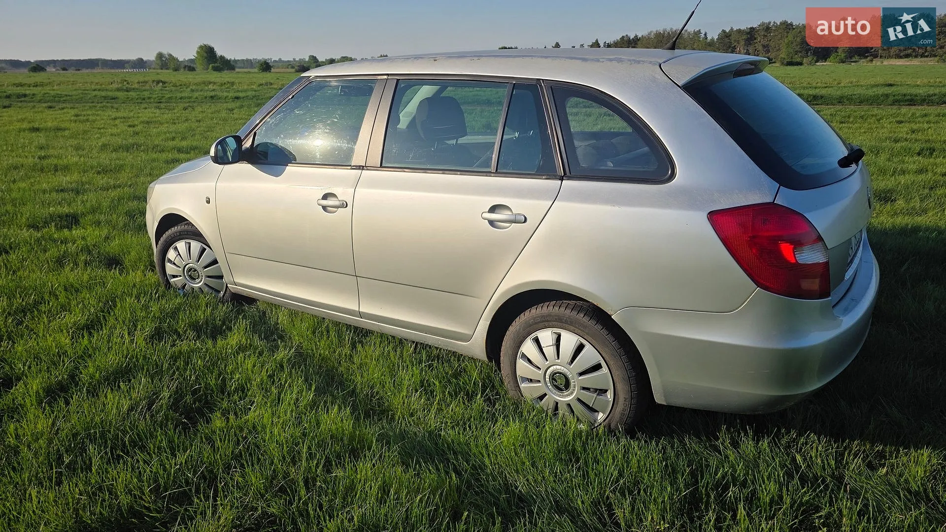 2011 Skoda Fabia - мініатюра 7