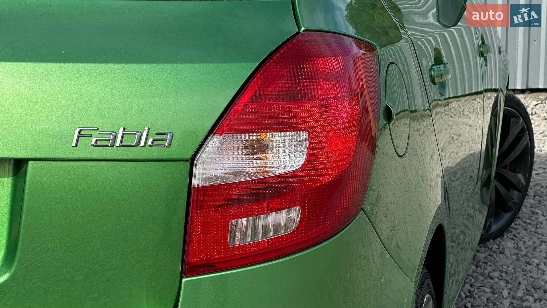 2010 Skoda Fabia - мініатюра 28