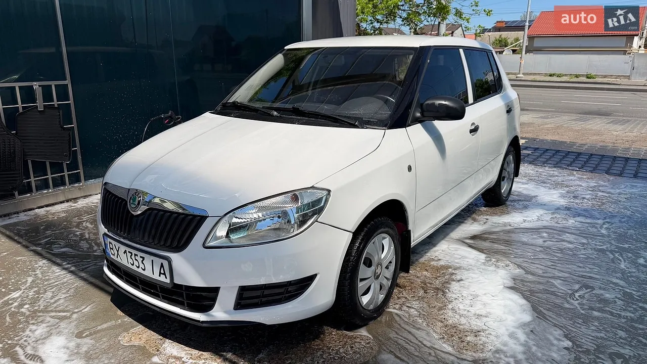 2011 Skoda Fabia - мініатюра 13