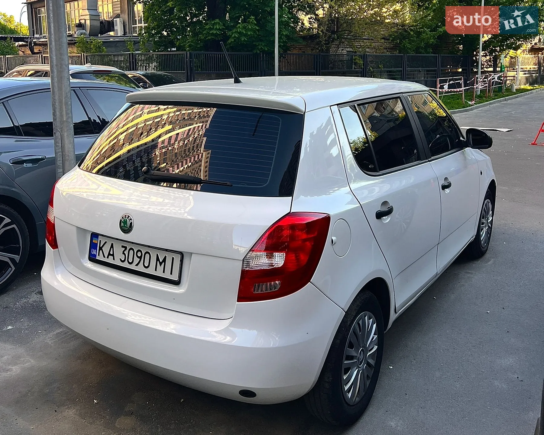 2012 Skoda Fabia - мініатюра 5