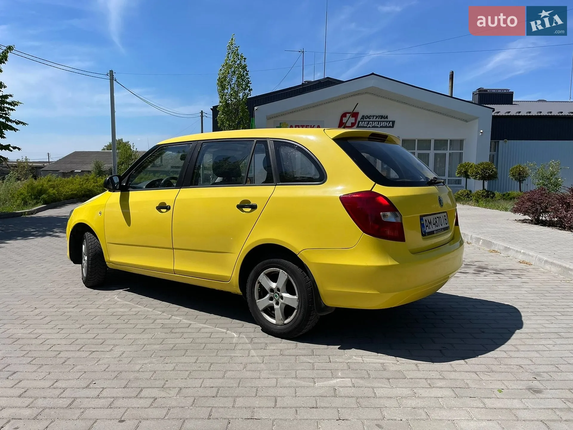 2011 Skoda Fabia - мініатюра 9