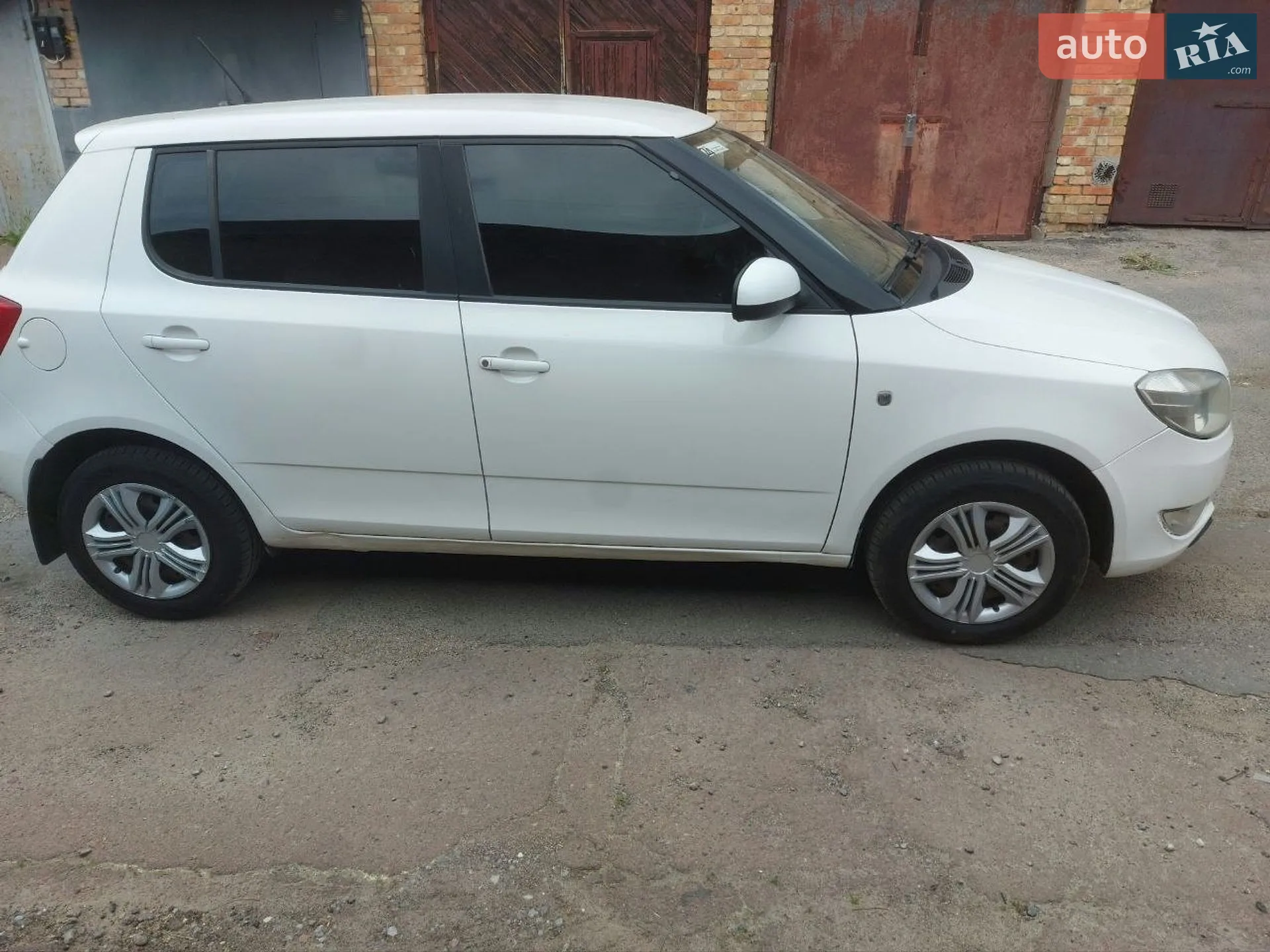 2012 Skoda Fabia - мініатюра 3