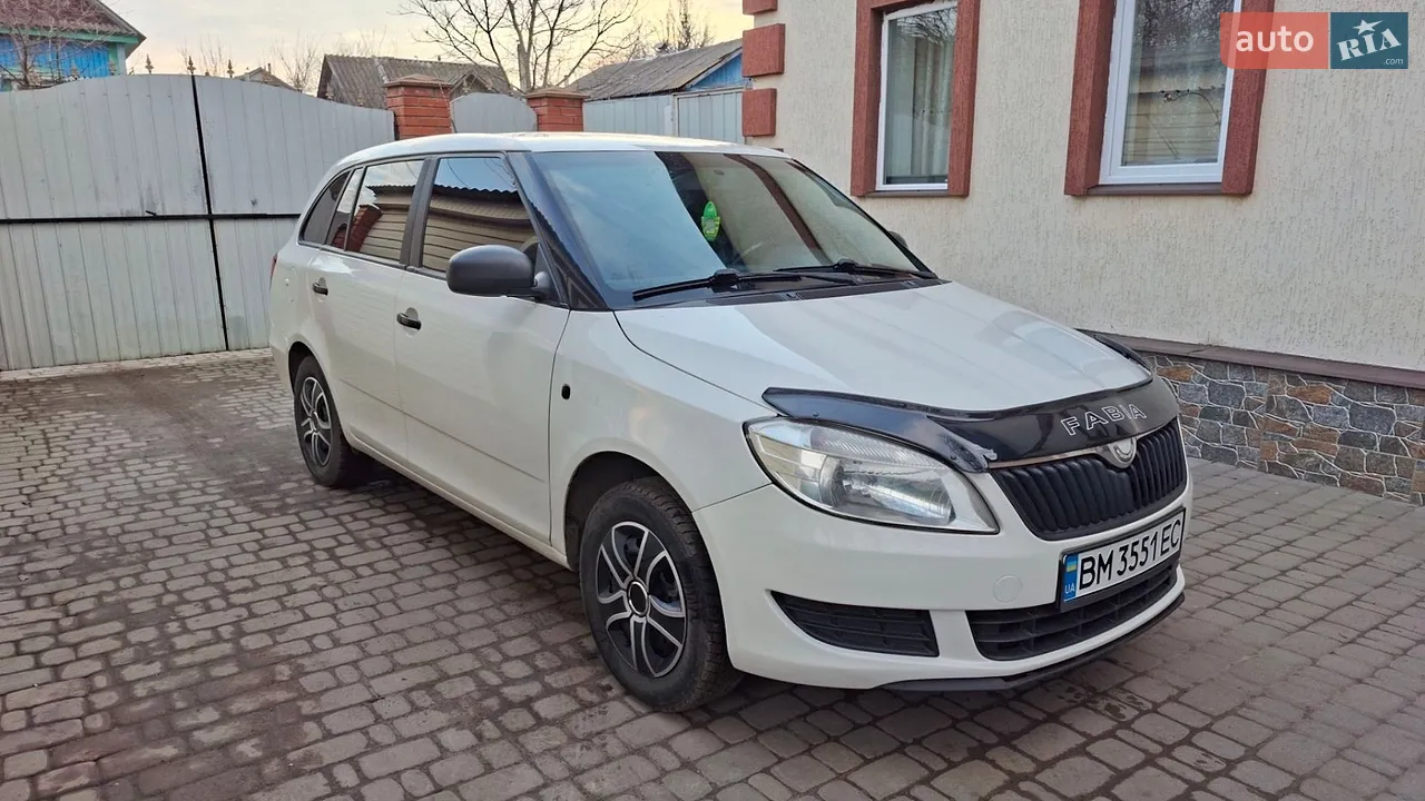 2011 Skoda Fabia - мініатюра 21