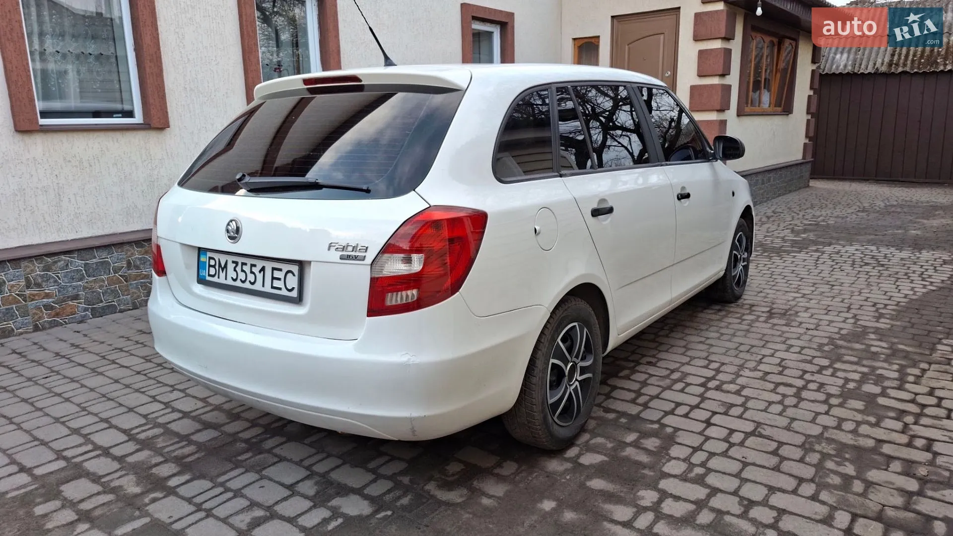 2010 Skoda Fabia - мініатюра 4