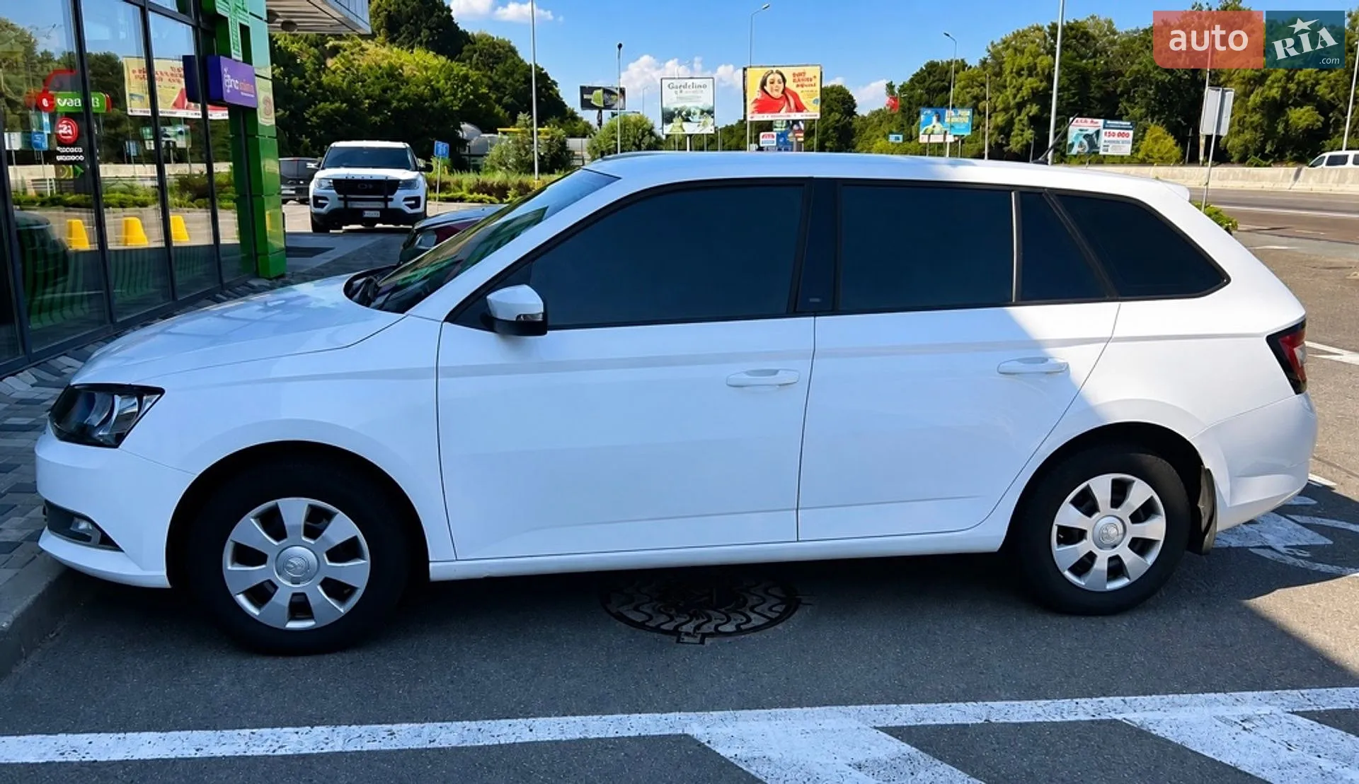 2017 Skoda Fabia - мініатюра 2