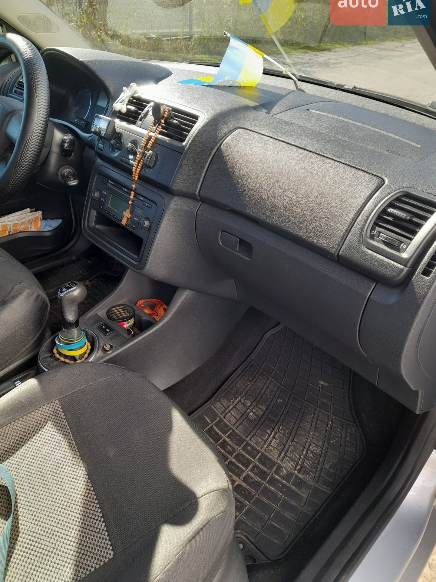 2011 Skoda Fabia - мініатюра 5