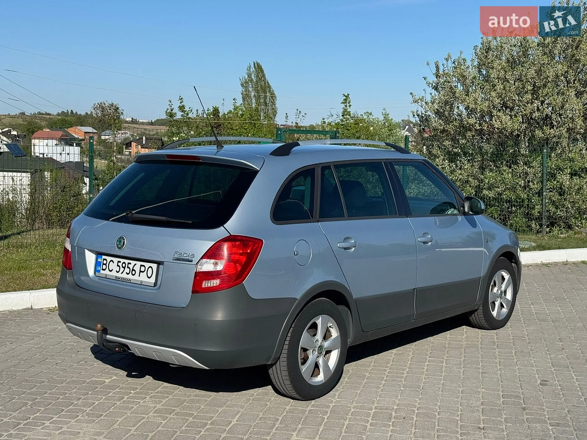 2010 Skoda Fabia - мініатюра 3