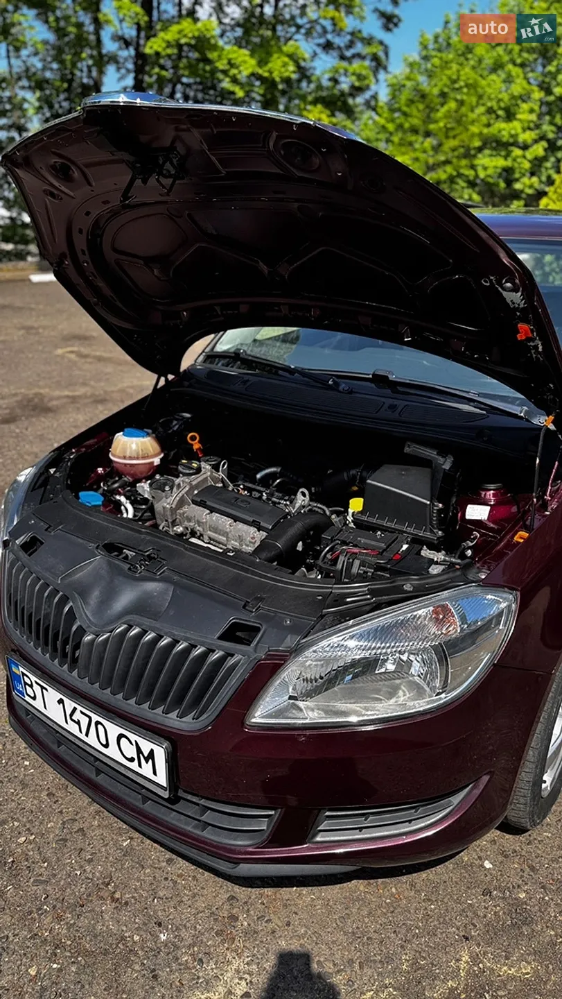 2010 Skoda Fabia - мініатюра 27