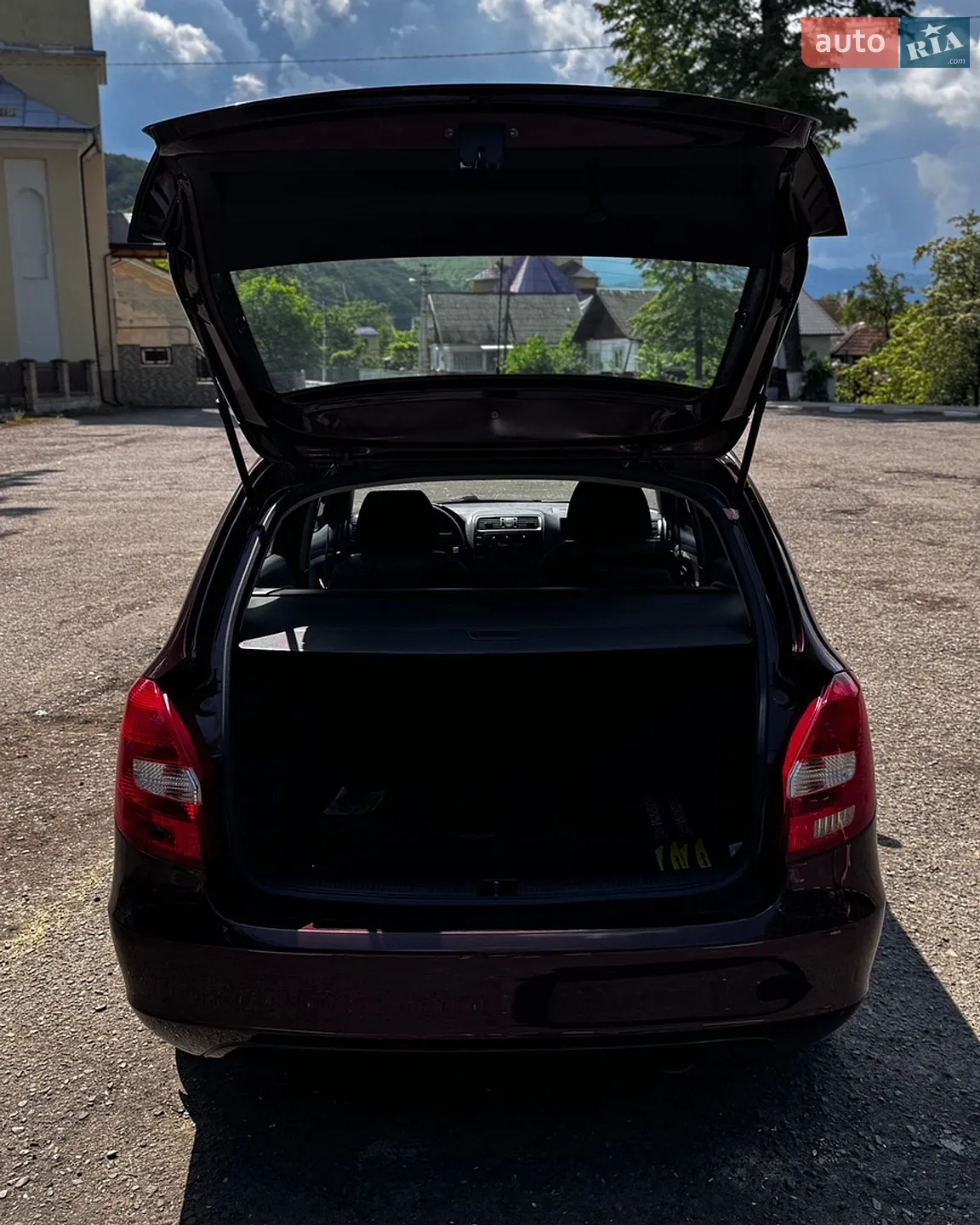 2010 Skoda Fabia - мініатюра 5