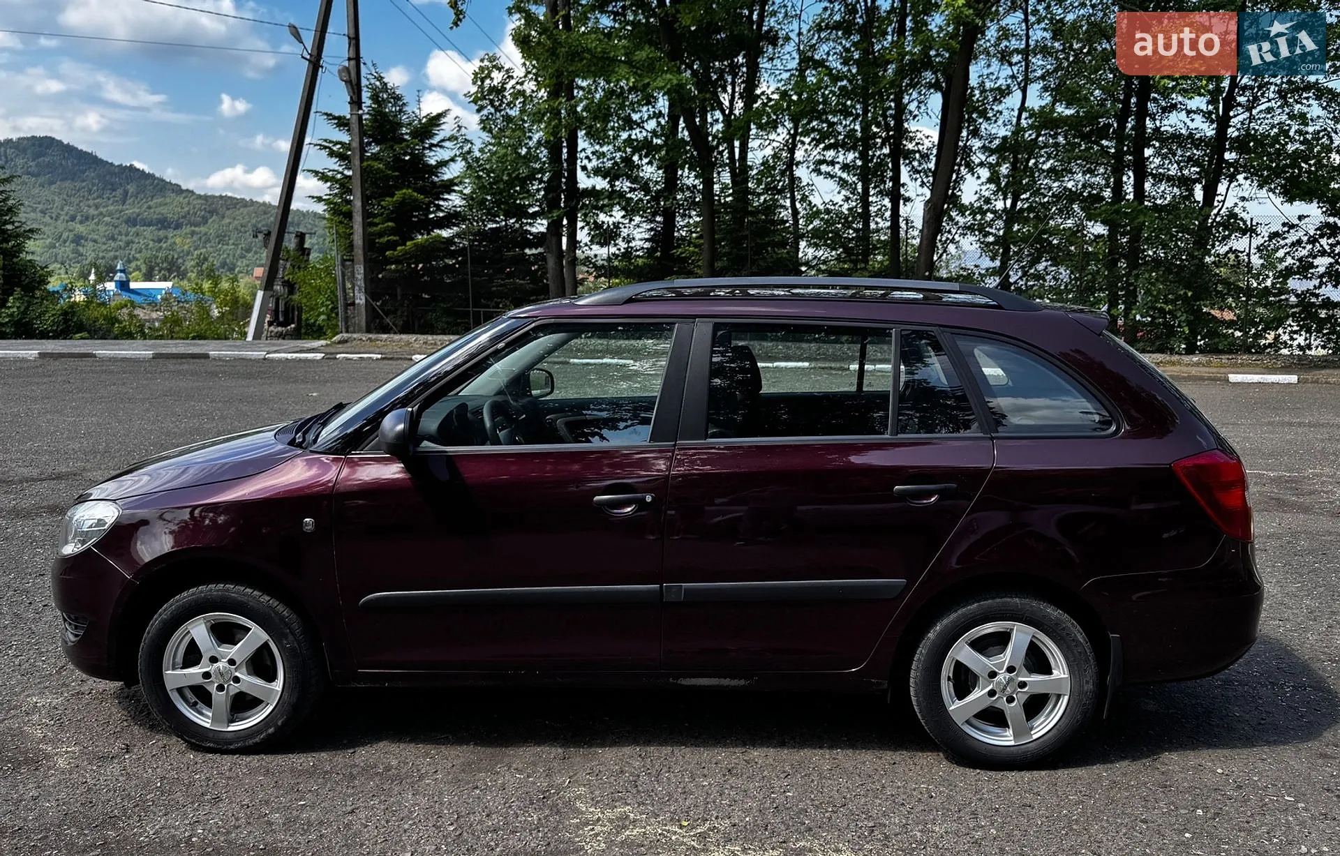 2010 Skoda Fabia - мініатюра 6