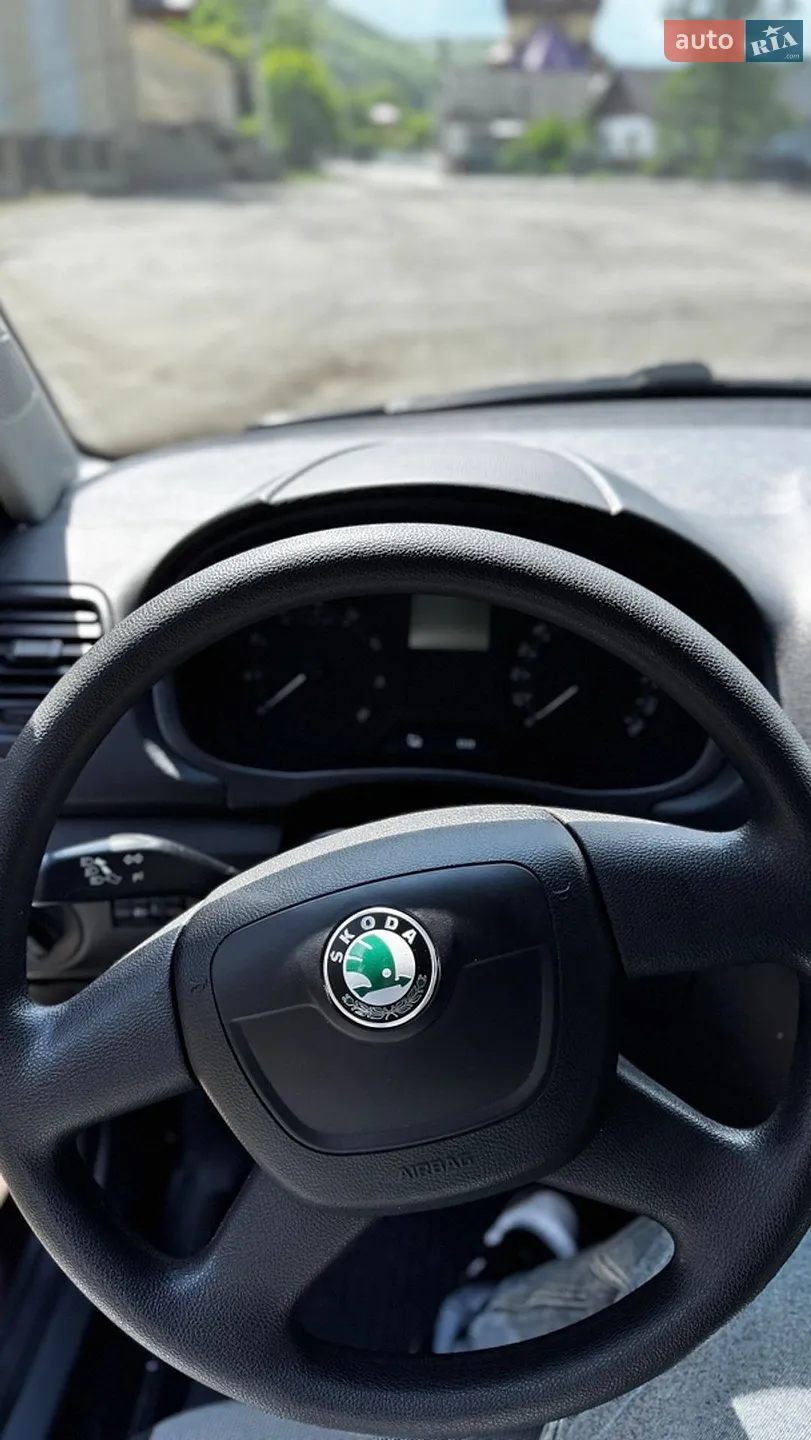 2010 Skoda Fabia - мініатюра 18