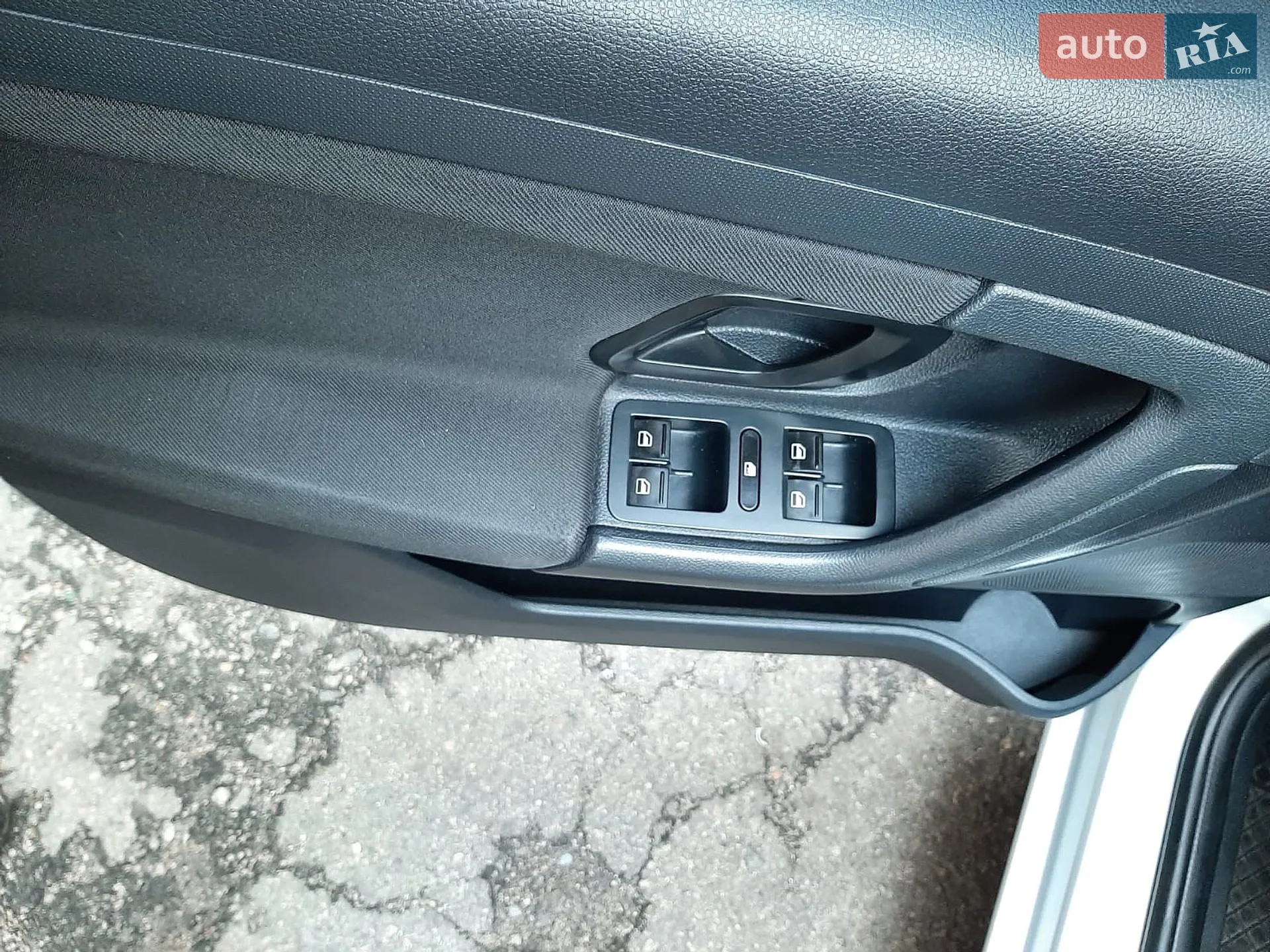 2014 Skoda Fabia - мініатюра 33