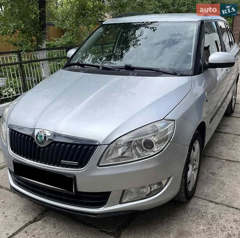 2012 Skoda Fabia - мініатюра 12