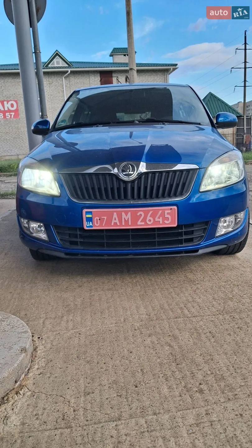 2013 Skoda Fabia - мініатюра 2