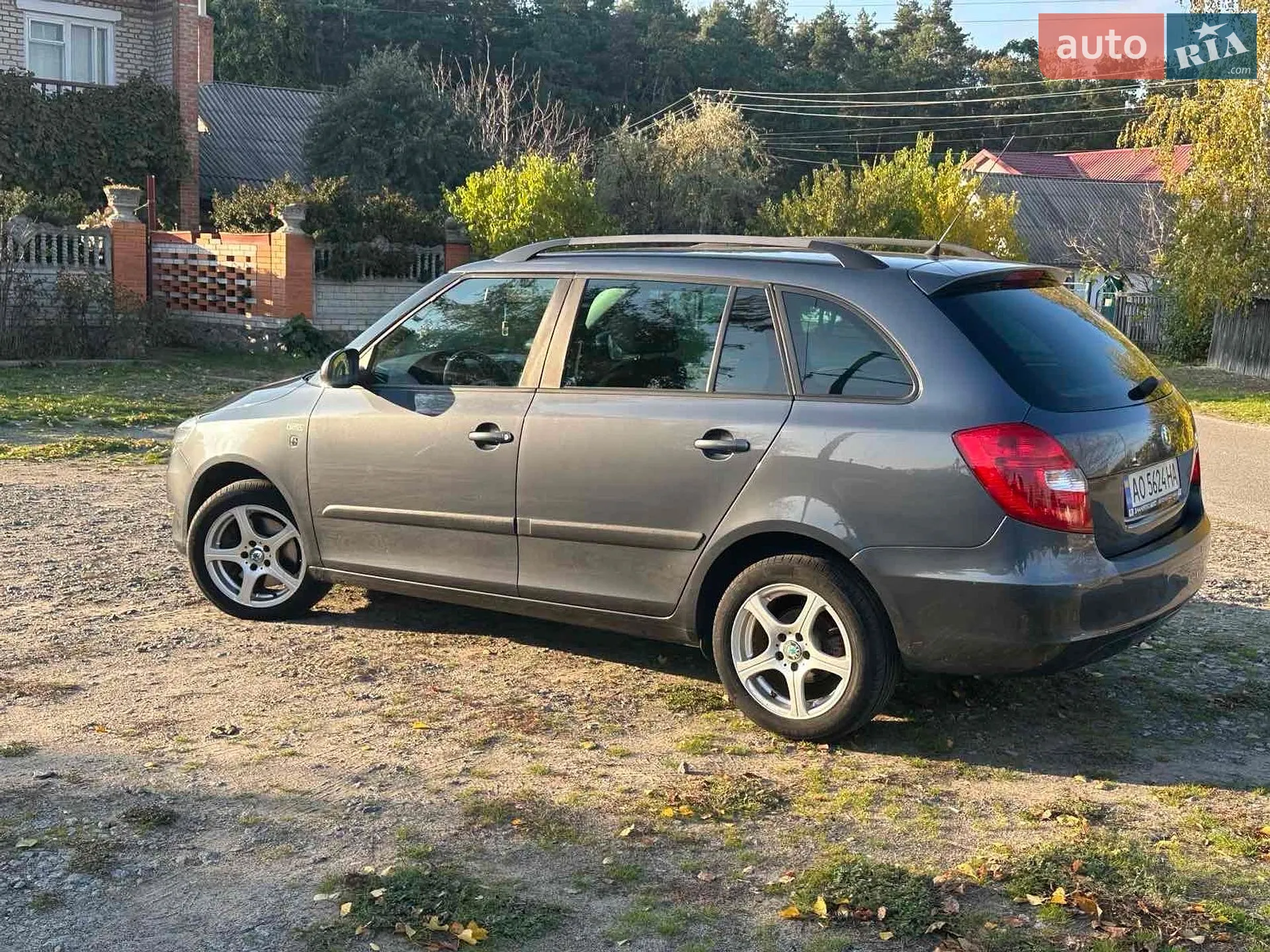 2011 Skoda Fabia - мініатюра 4