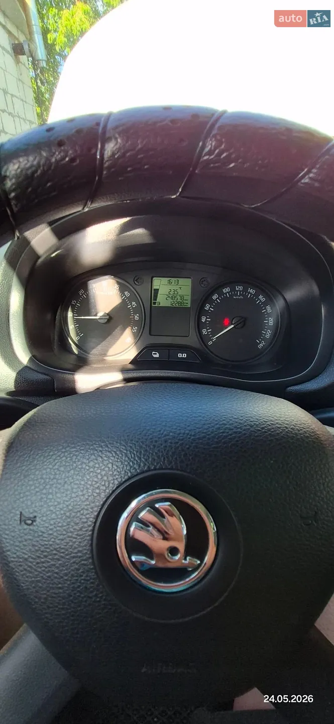 2013 Skoda Fabia - мініатюра 26