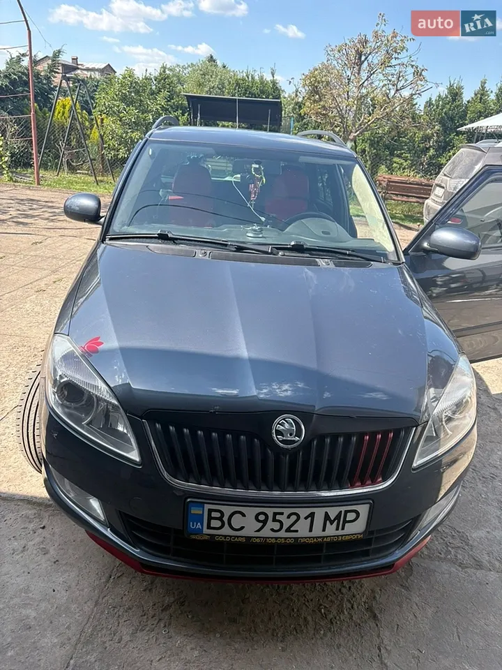2011 Skoda Fabia - мініатюра 23