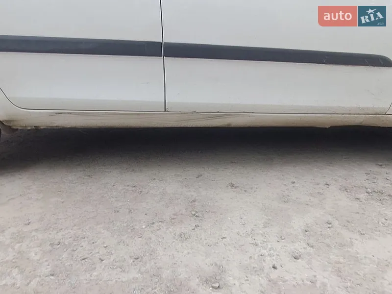 Skoda Fabia 2011 VIN TMBEC25J4C3023407 фото оголошення 10 з 48