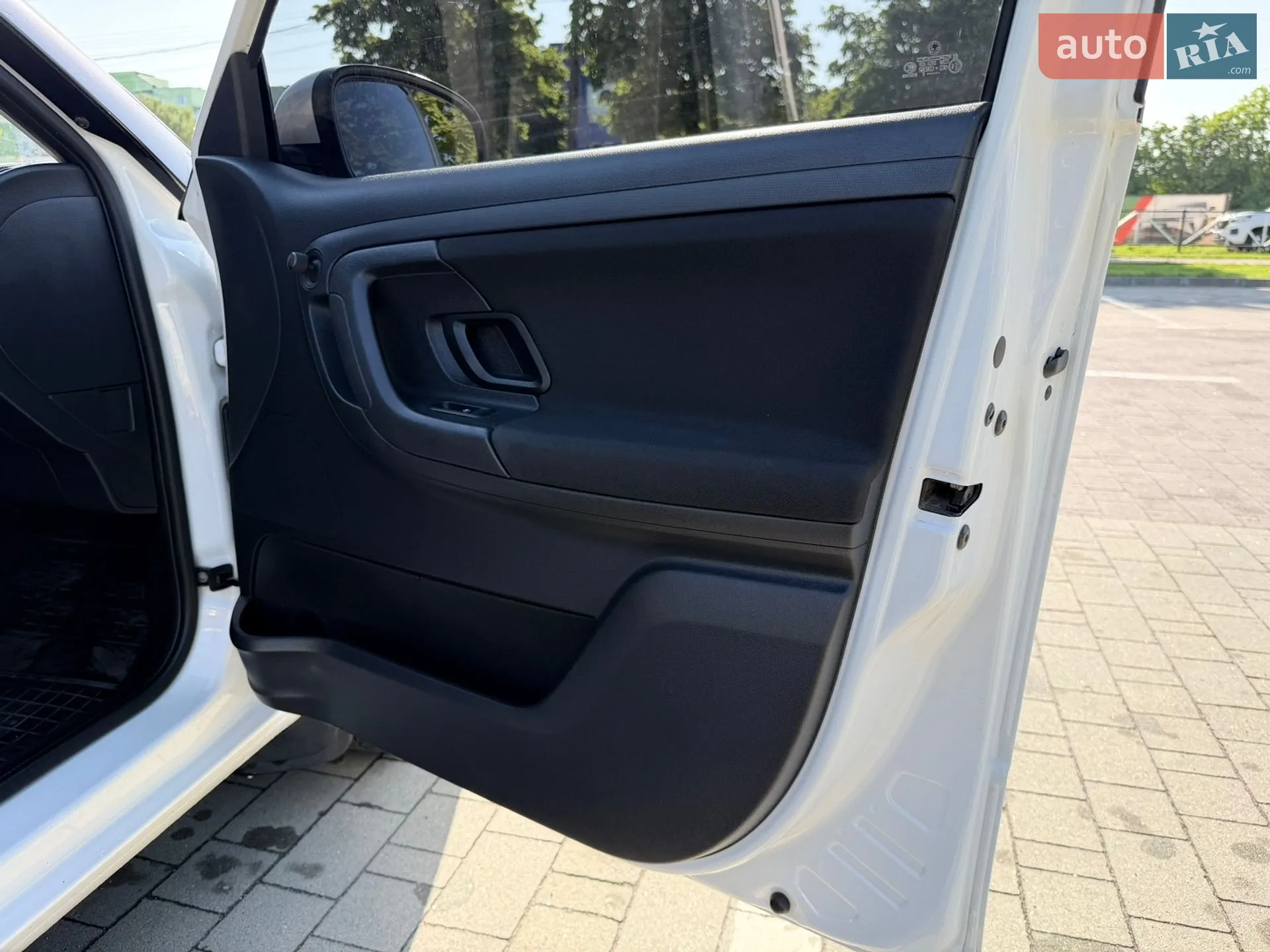 2013 Skoda Fabia - мініатюра 12