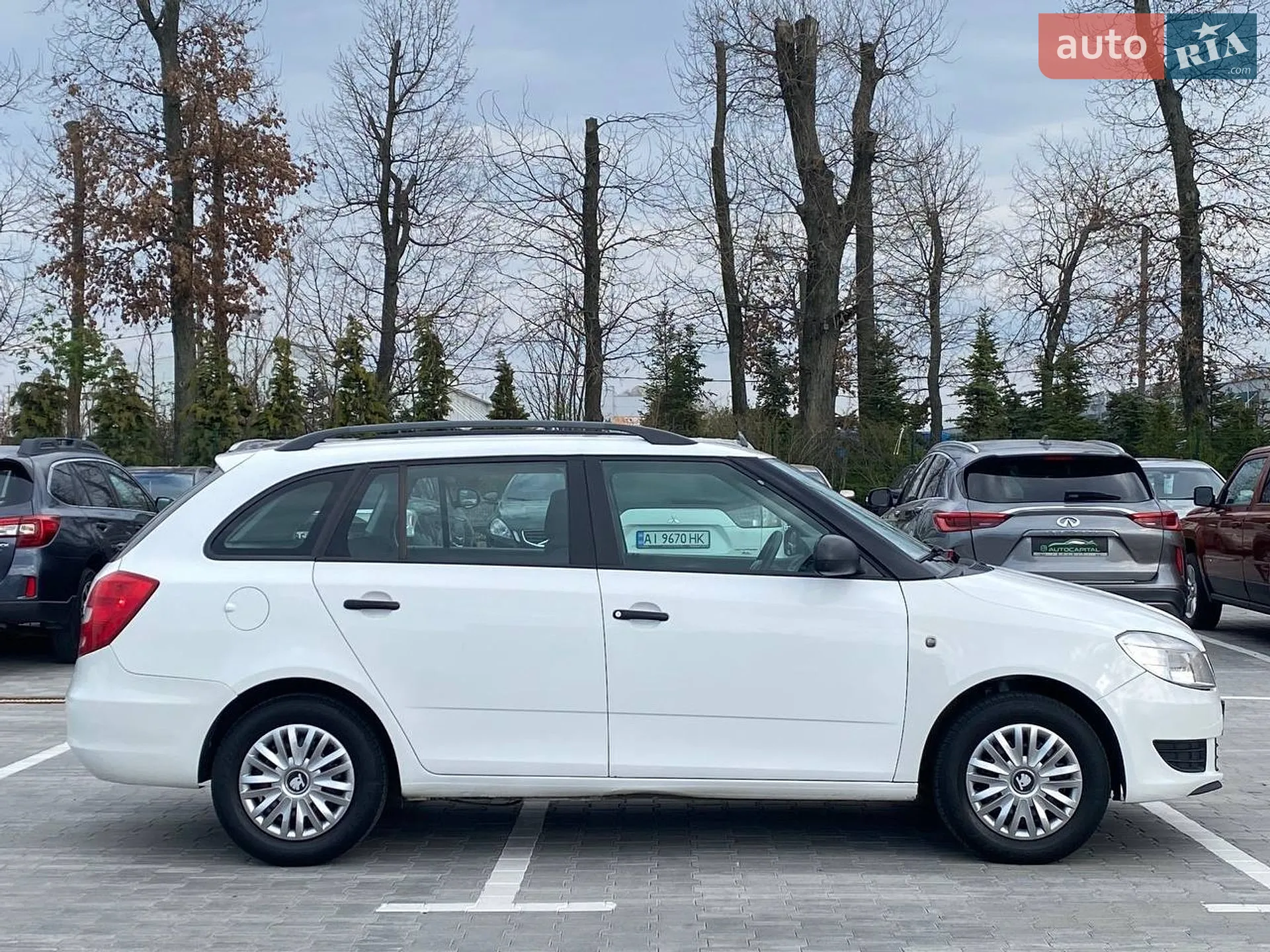 2011 Skoda Fabia - мініатюра 10