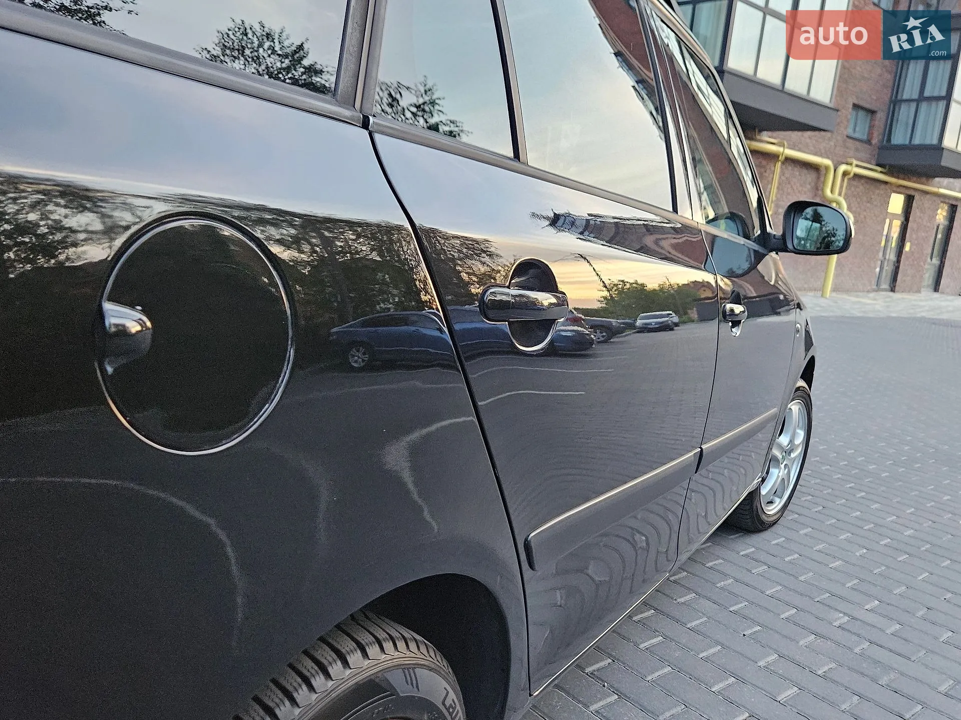 2010 Skoda Fabia - мініатюра 36
