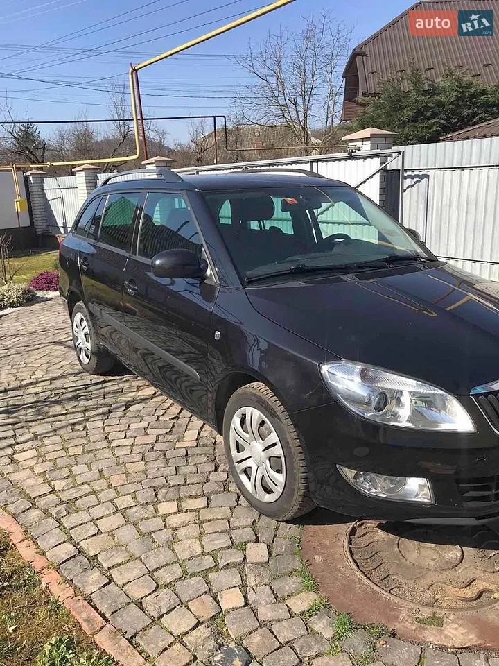 2010 Skoda Fabia - мініатюра 38