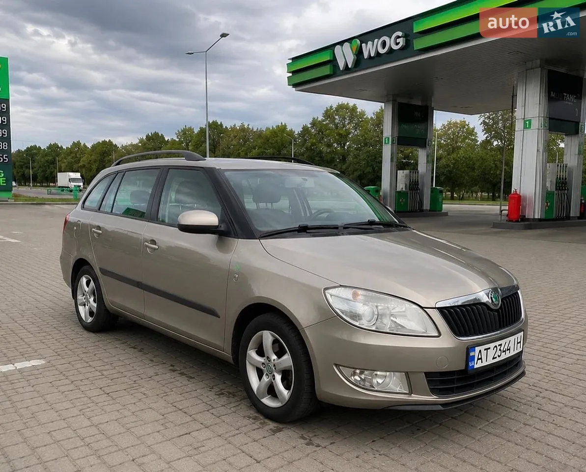 2010 Skoda Fabia - мініатюра 16