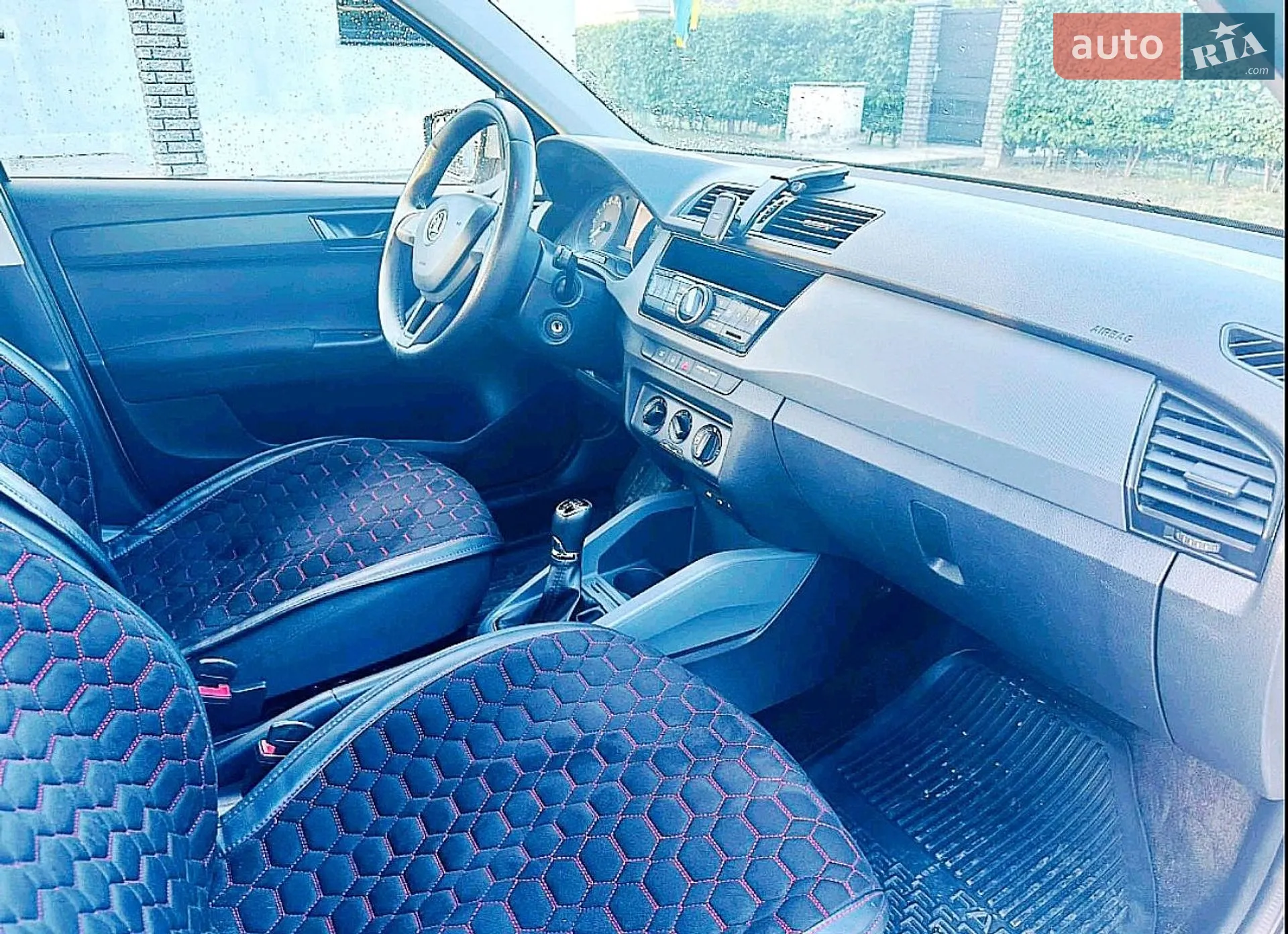 2015 Skoda Fabia - мініатюра 5