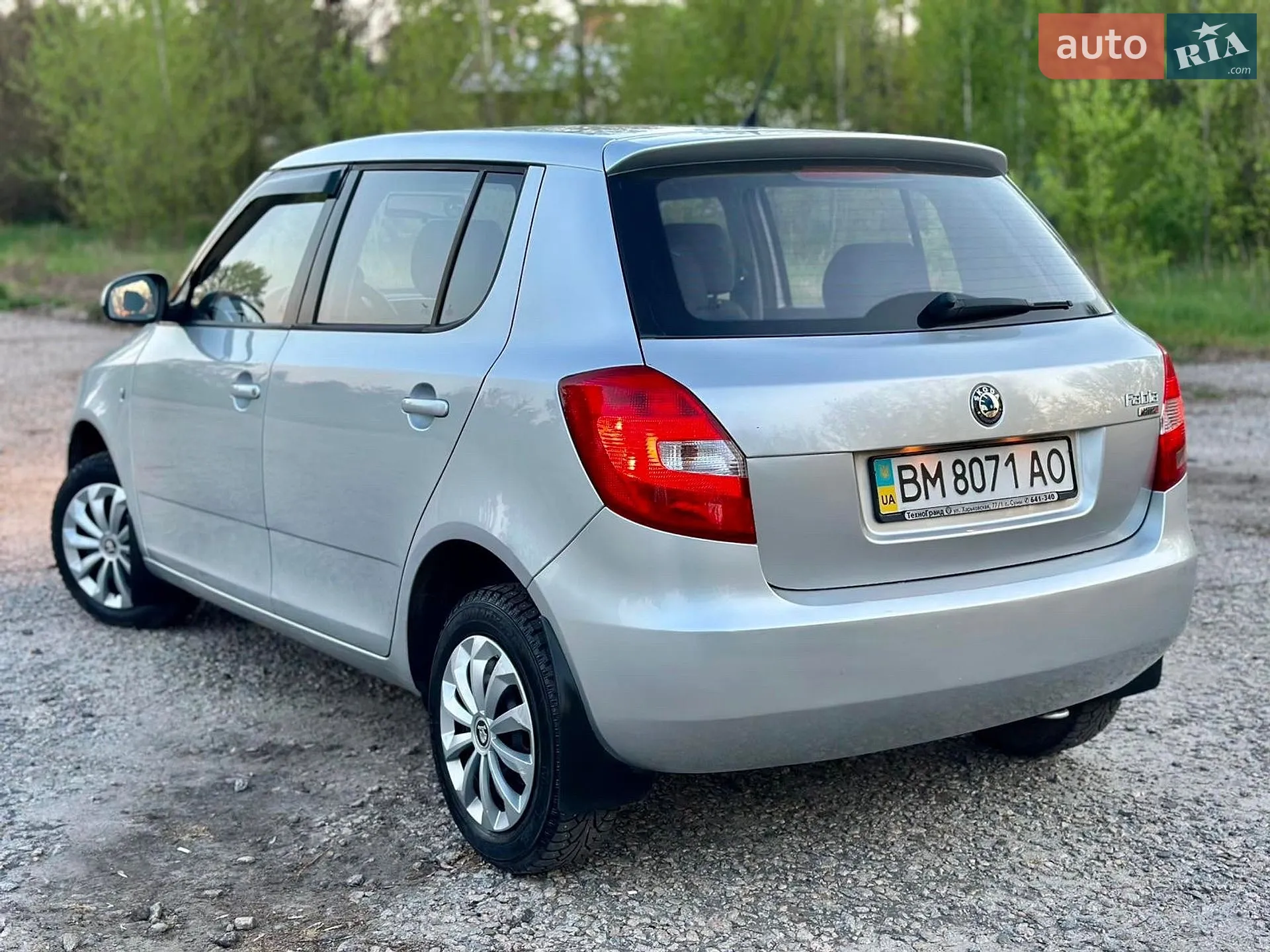 2010 Skoda Fabia - мініатюра 15