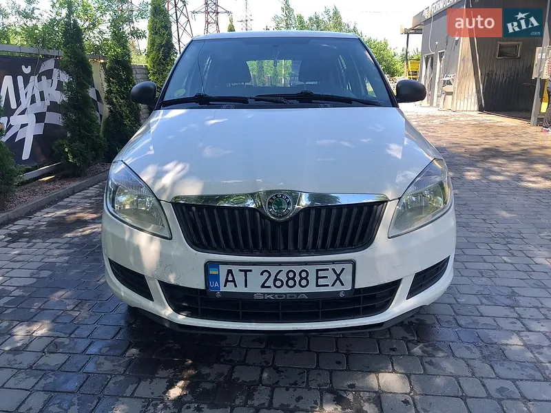Skoda Fabia 2013 VIN TMB1SB5J3E3072585 фото оголошення 9 з 61